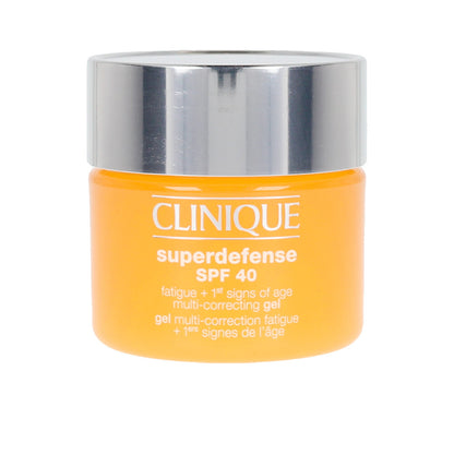 CLINIQUE - Maquillaje - SUPERDEFENSE / (9 opciones)